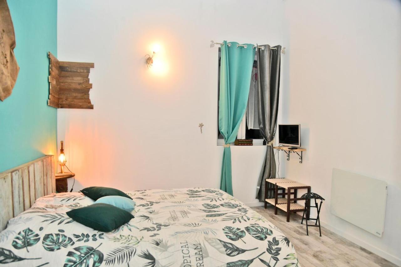 Les Colombines Bed & Breakfast Hombleux Exterior foto