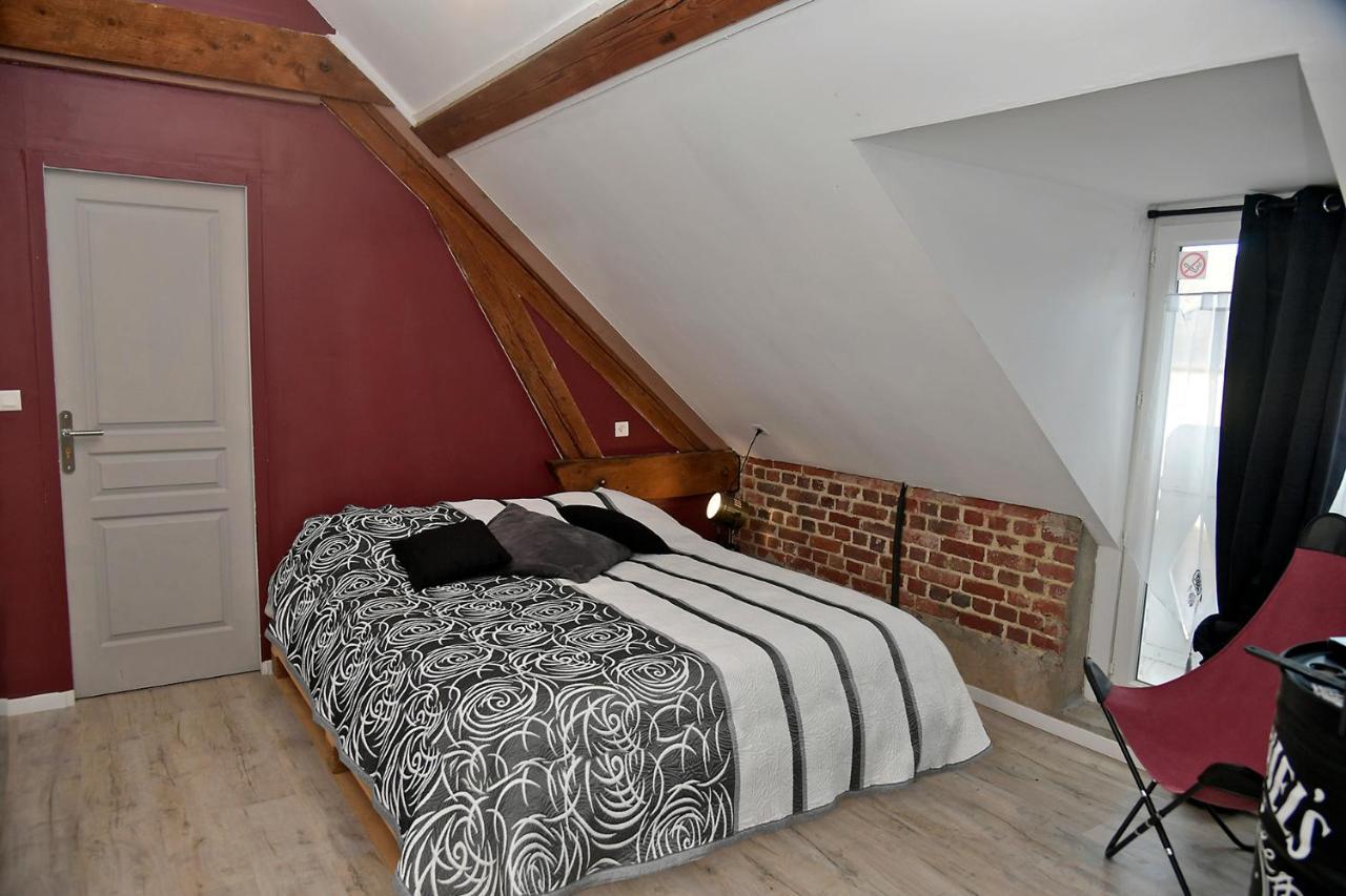 Les Colombines Bed & Breakfast Hombleux Exterior foto
